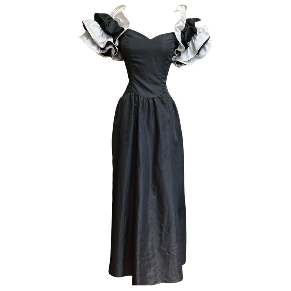 Major Drama Vintage 1970s Tiered Ruffled Puff Sleeve Off Shoulder Evening Gown